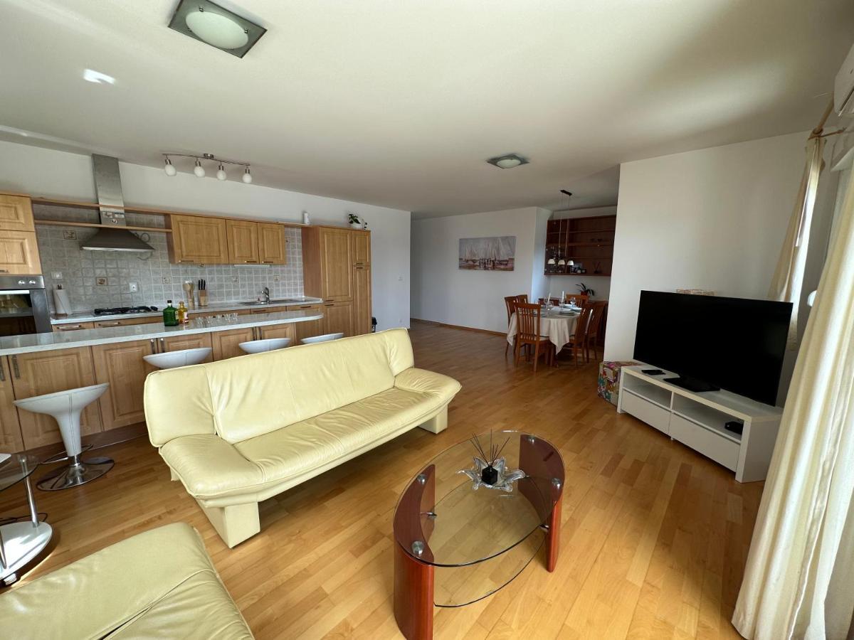 Aurora Luxury Apartment Трогир Экстерьер фото